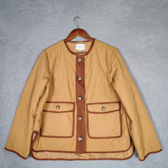 LOFT Jackets & Blazers - Loft Field Jacket Women's Small Camel Quilted Hi-Low Button Front Outdoor Preppy